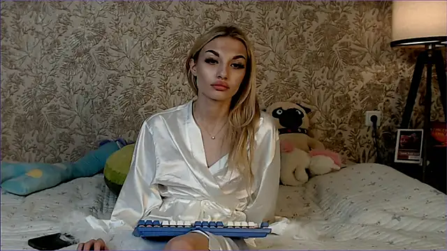 Ella Milla online show from December 16, 8:26 pm