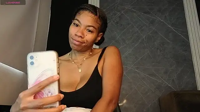 YummyDuooo online show from October 31, 12:09 pm