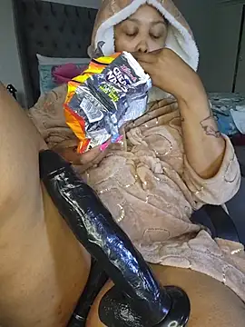 Drippincaty online show from July 6, 3:36 pm