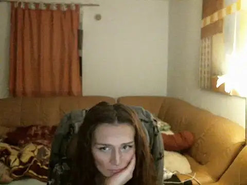 ludovika09 online show from May 19, 8:27 pm