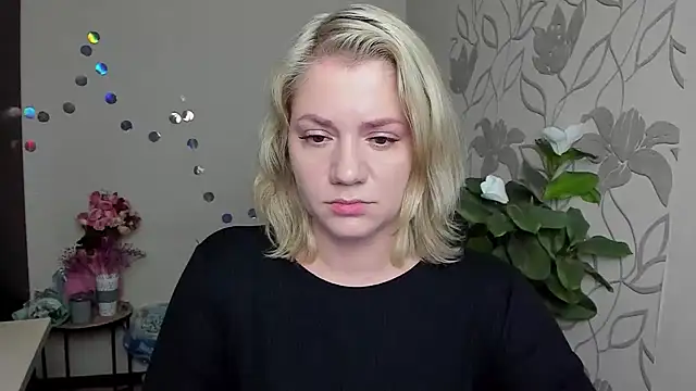 MariaSttone online show from December 4, 8:53 pm