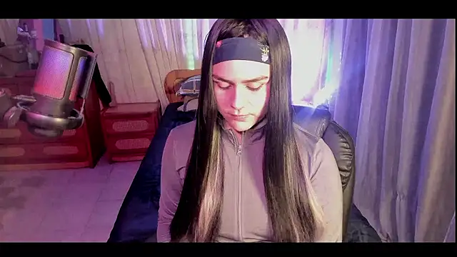 isabelacooperr online show from February 10, 3:26 pm