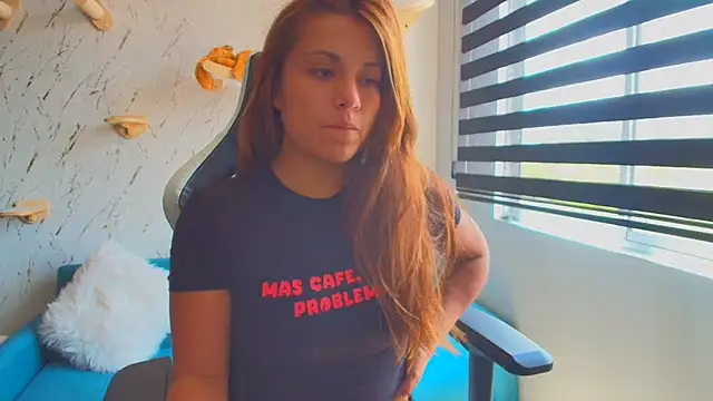 Lauri  fit online show from July 28, 4:39 pm