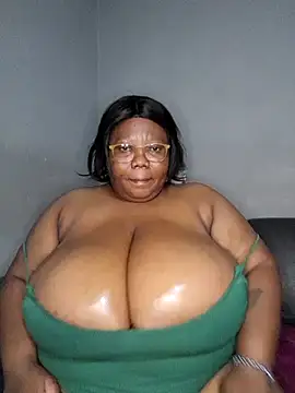 DAIRYBELLELIZxx online show from July 19, 3:53 am