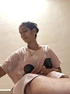 Garima G online show from February 26, 7:02 pm