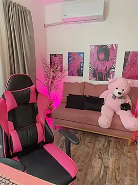 annieesweett online show from June 26, 11:06 pm