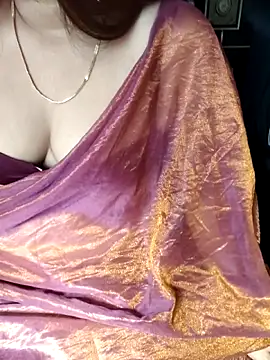 cuty-riya143 online show from February 9, 9:00 am