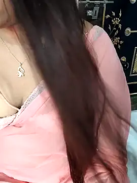 cuty-riya143 online show from October 4, 9:15 am