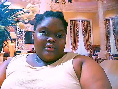 Snapshot of EbonyHotBuns chatting on September 13, 6:16 pm EbonyHotBuns online show from September 13, 6:16 pm