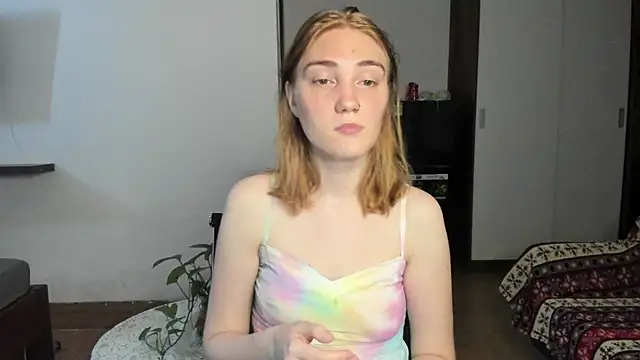 ReddHotPipper online show from June 21, 3:54 am