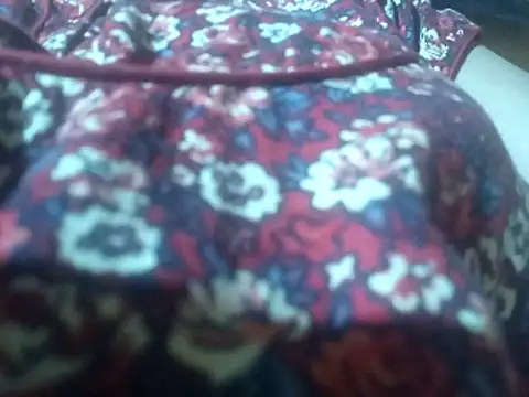 poojaxxx65 online show from October 31, 2:21 pm