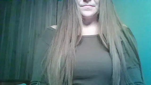Evasapples online show from June 12, 1:52 pm