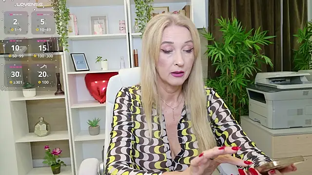 LadyLeea online show from July 21, 3:29 am