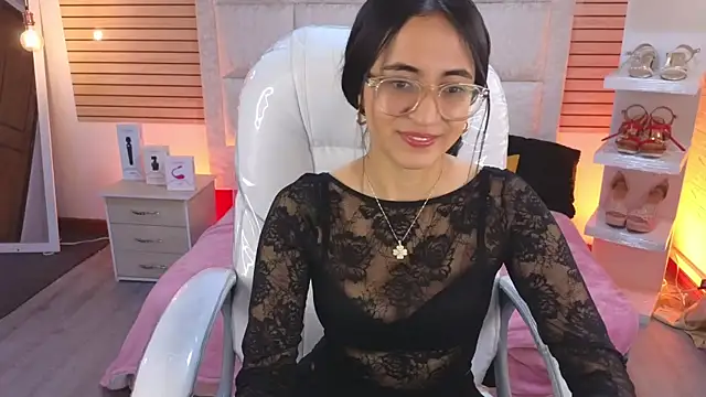 Mia Fischer online show from June 3, 2:33 pm