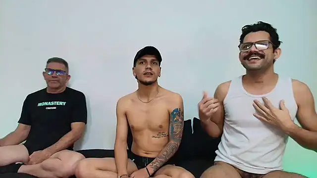 Benjamin show online show from February 1, 1:37 am