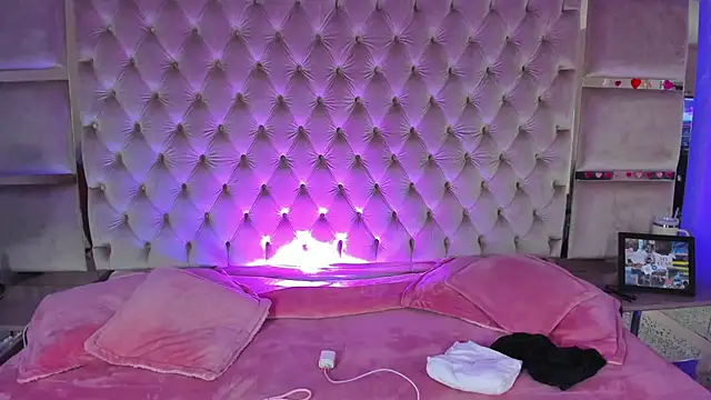 Harii 02 online show from November 9, 7:54 pm