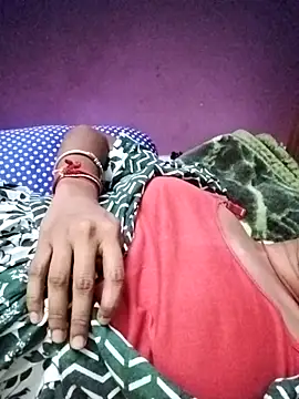 aadhini01 online show from November 17, 5:46 pm