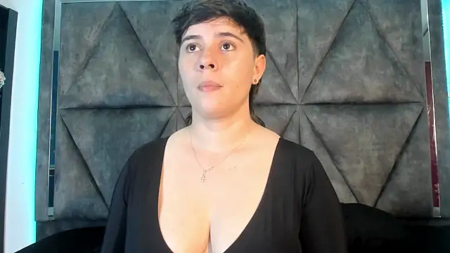 AbbySmiitth  online show from June 13, 11:35 pm