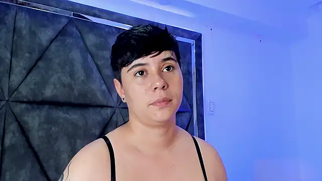 AbbySmiitth  online show from April 29, 10:04 pm