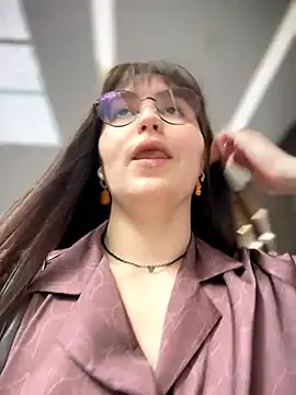 meow girl online show from July 13, 11:22 am