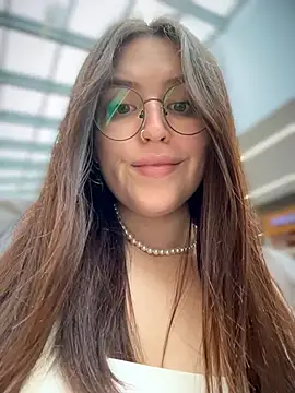 meow girl online show from May 3, 1:36 pm