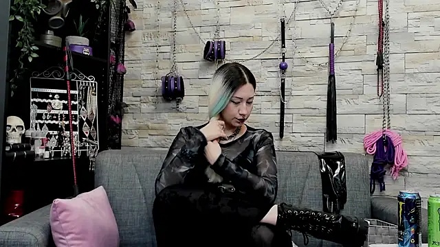 CruelMistress online show from March 19, 2:05 am