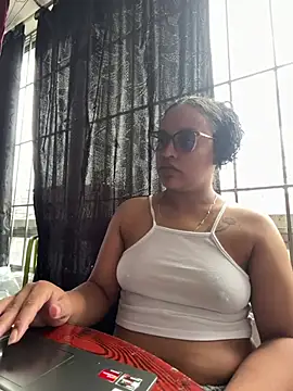 angela angels  online show from June 4, 3:05 pm