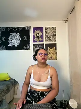 angela angels  online show from March 9, 8:06 am