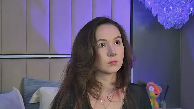 IreneRaye online show from March 19, 9:30 pm