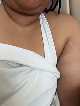 vanilla chocolate23 online show from July 24, 10:13 am