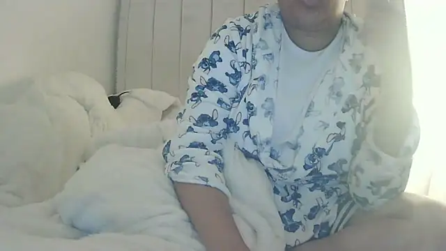 Snapshot of vanilla_chocolate23 chatting on September 22, 6:39 pm vanilla chocolate23 online show from September 22, 6:39 pm