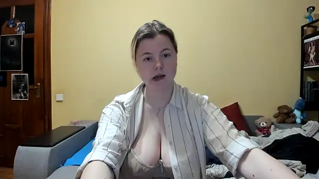 LillyDepp online show from February 21, 4:30 pm