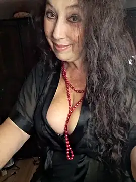 Snapshot of GypsyEsmeralda chatting on October 18, 1:36 pm GypsyEsmeralda online show from October 18, 1:36 pm