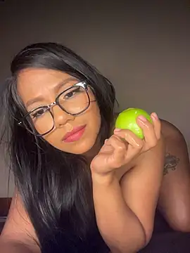 shaylin brooke1 online show from May 2, 11:41 pm