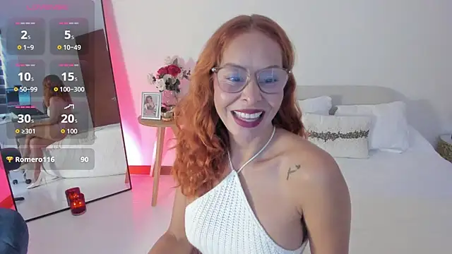 AvaCollinss online show from November 11, 7:00 pm