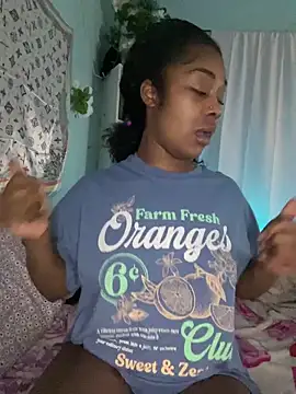 ebonycatlisaaaalime online show from April 23, 5:15 am