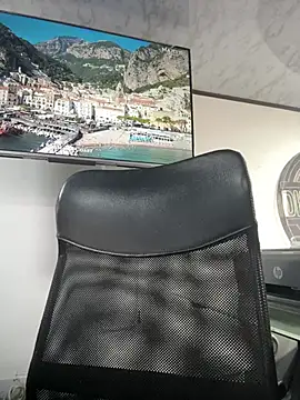 Amy Kiitty  online show from June 30, 1:54 pm