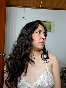 Emi chik online show from July 5, 7:58 am