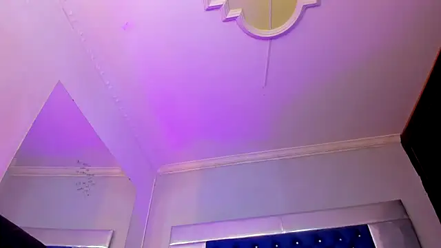 Eyleen Santos online show from July 29, 12:27 pm