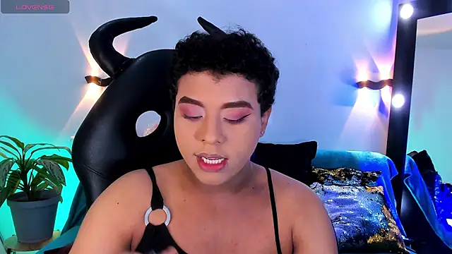 Emili Roux online show from July 29, 10:37 am