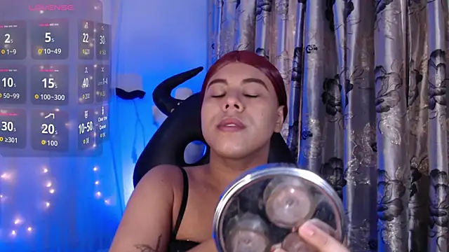 Emili Roux online show from February 18, 12:37 pm