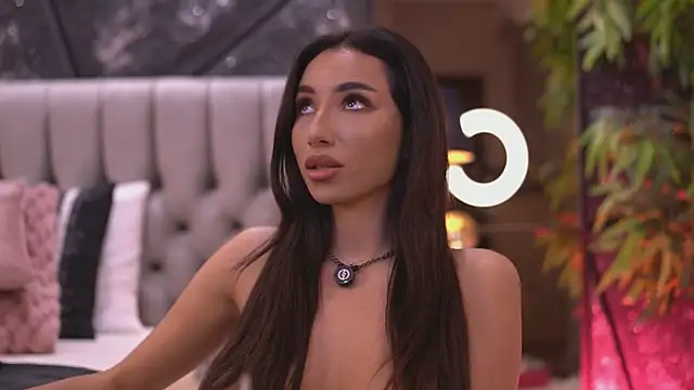GinaValentinna online show from June 27, 8:04 pm