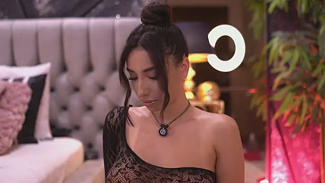 GinaValentinna online show from July 3, 7:09 pm