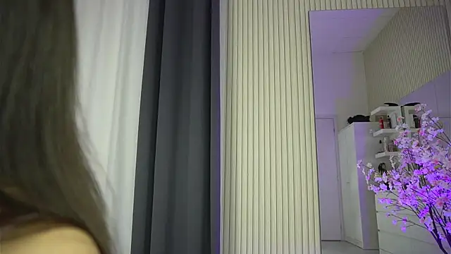 KatelynSparks online show from June 20, 4:27 am