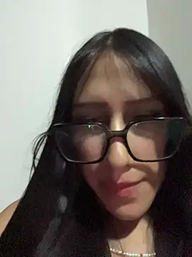 AleFantasy0001 online show from March 13, 5:53 am