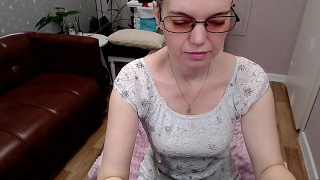 Cutie Erikaa1 online show from January 10, 2:49 am