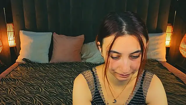 Roxy Rayy online show from October 23, 6:19 am