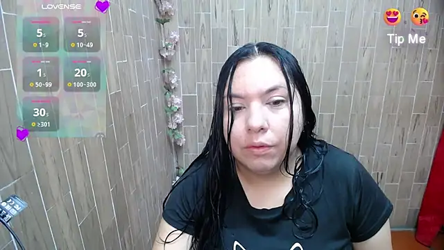 solyeria online show from March 6, 12:44 pm