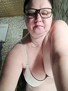 Holly-69 online show from June 14, 5:46 pm