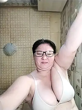 Holly-69 online show from October 7, 6:18 am